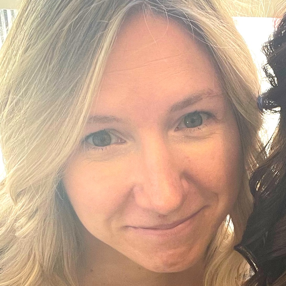 Meet your Posher, Val
